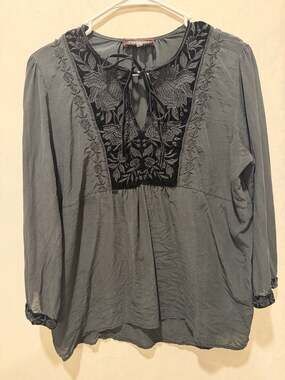 Vintage Johnny Was Black 100% Silk Velvet Trimmed 3/4 Sleeve Blouse Size M
